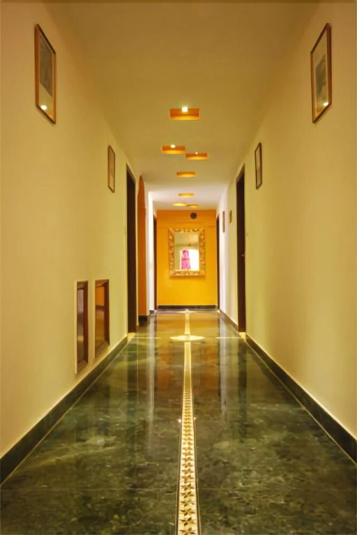 Hallway Photo