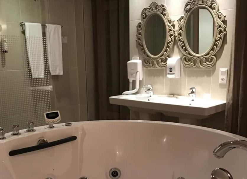 Bathroom Photo