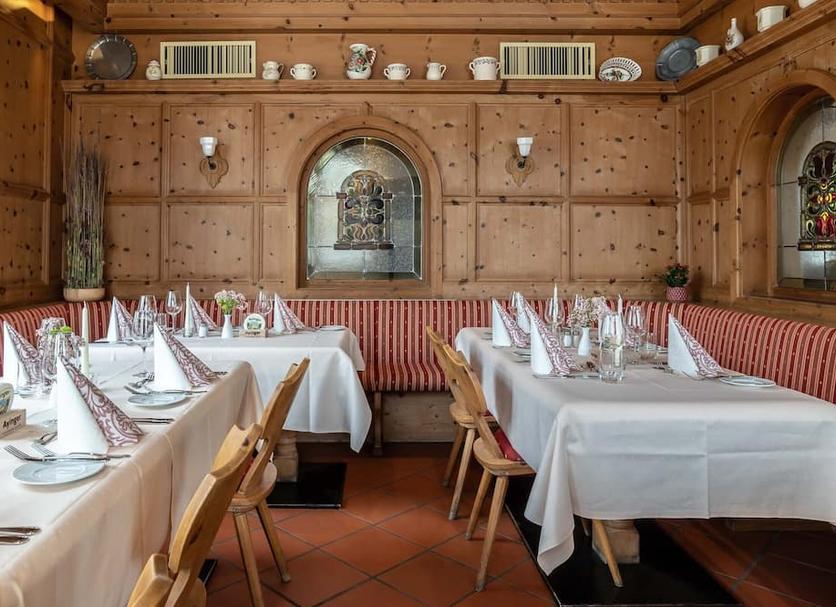 Restaurant Photo