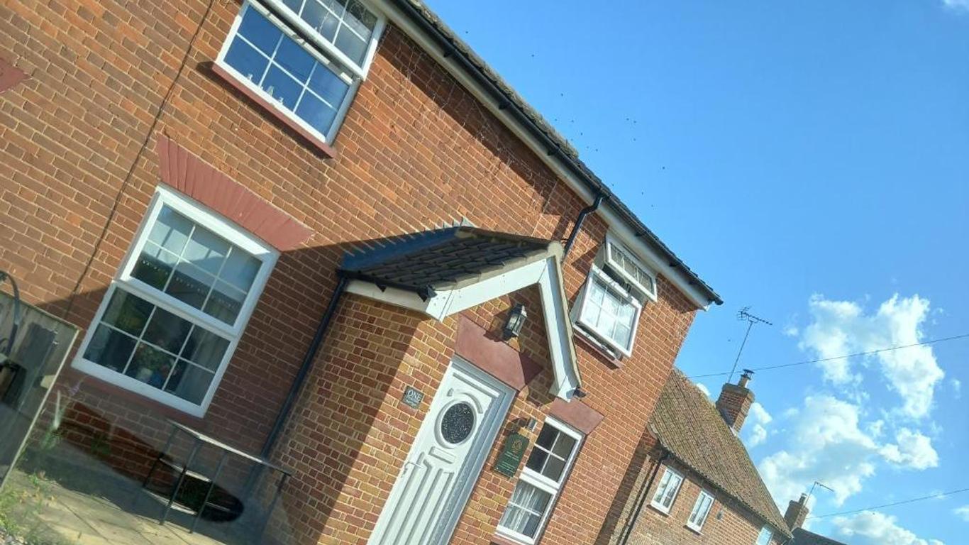 1 Ivy Cottages The Street Norton Subcour