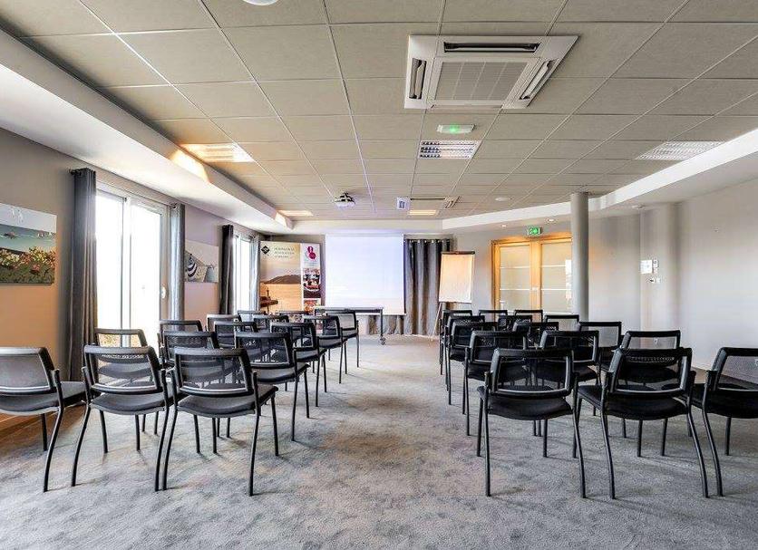 Conference room Photo