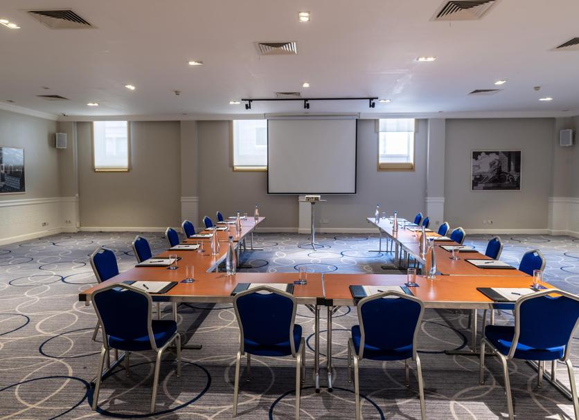 Conference room Photo