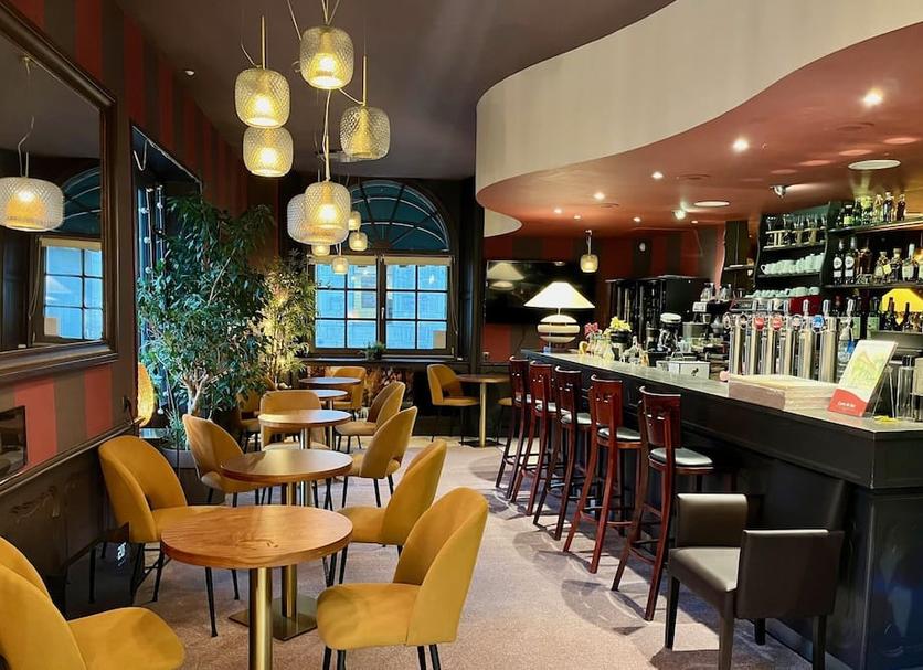 Bar Photo