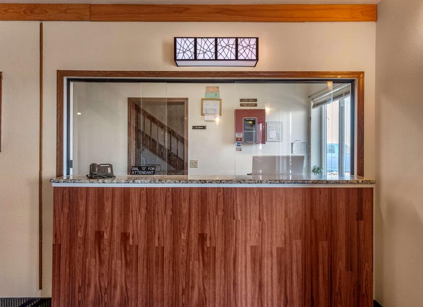 Front desk Photo