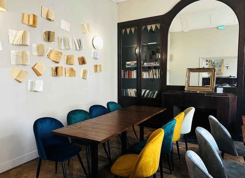 Dining room Photo