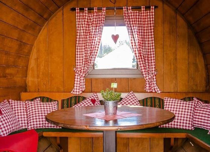 Dining room Photo