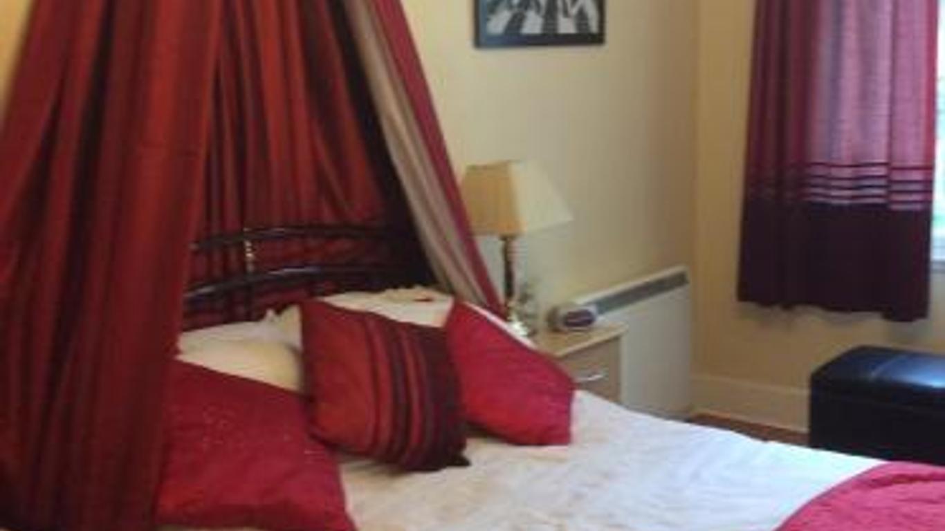 Beatles Apartment