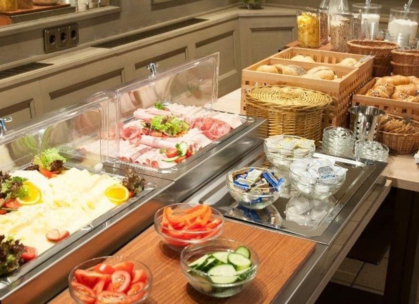 Buffet Photo