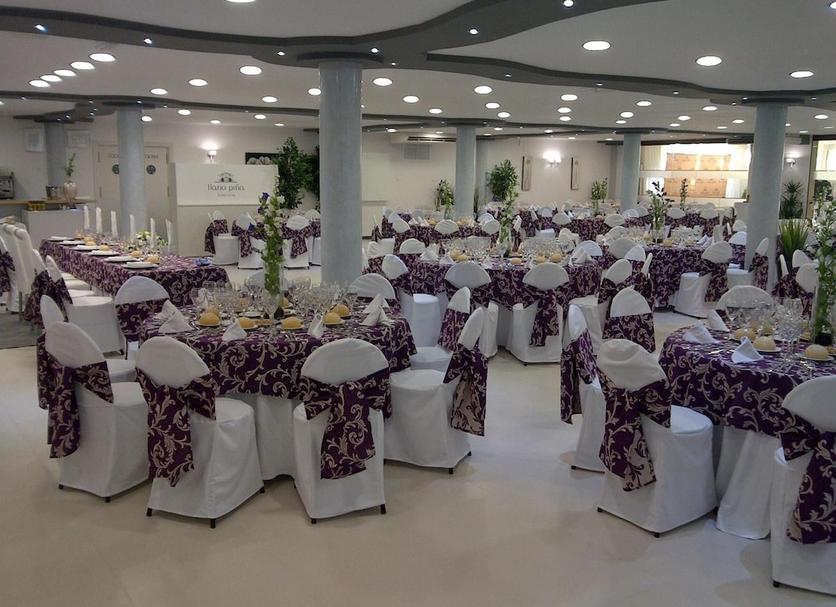 Banquet hall Photo