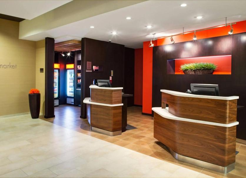 Front desk Photo