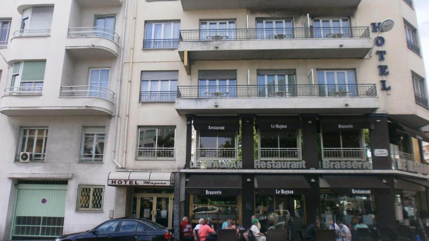 Yelo Promenade Hotel Magnan, Sonder