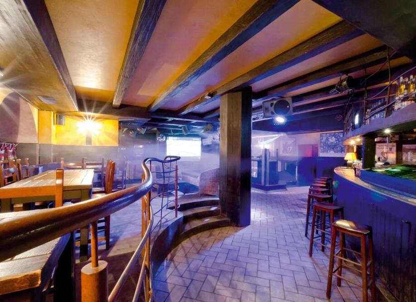 Bar Photo