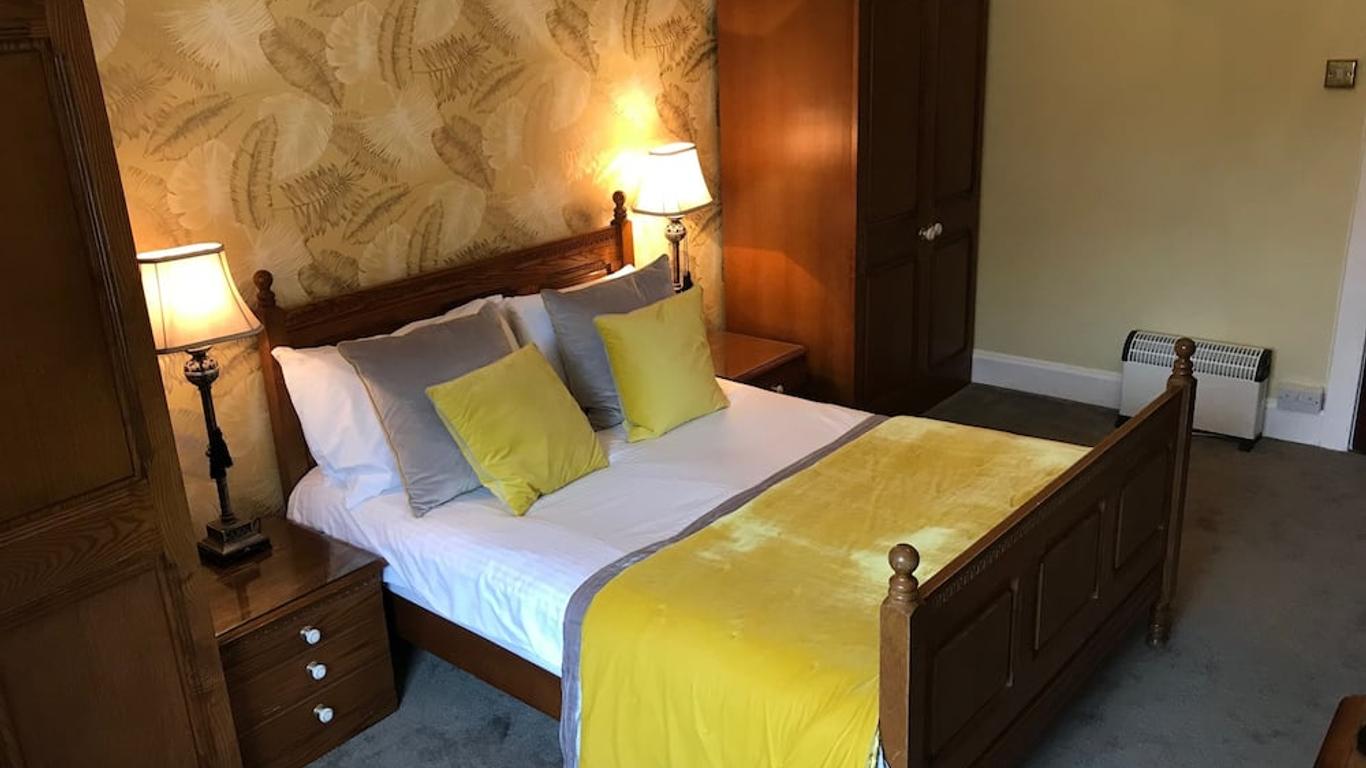 Broom Lodge