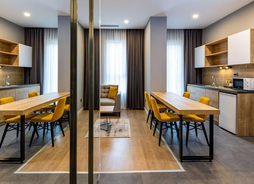 Dining room Photo