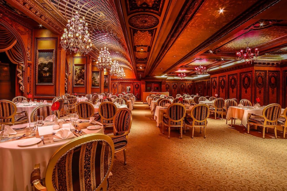 Banquet hall