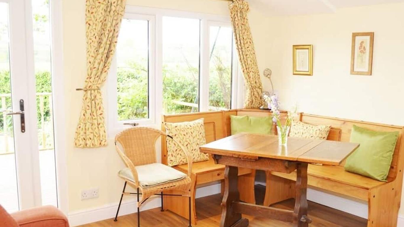 Quixhill - Denstone - Dove Meadow B & B