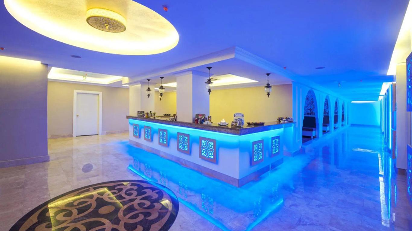 Adin Beach Hotel