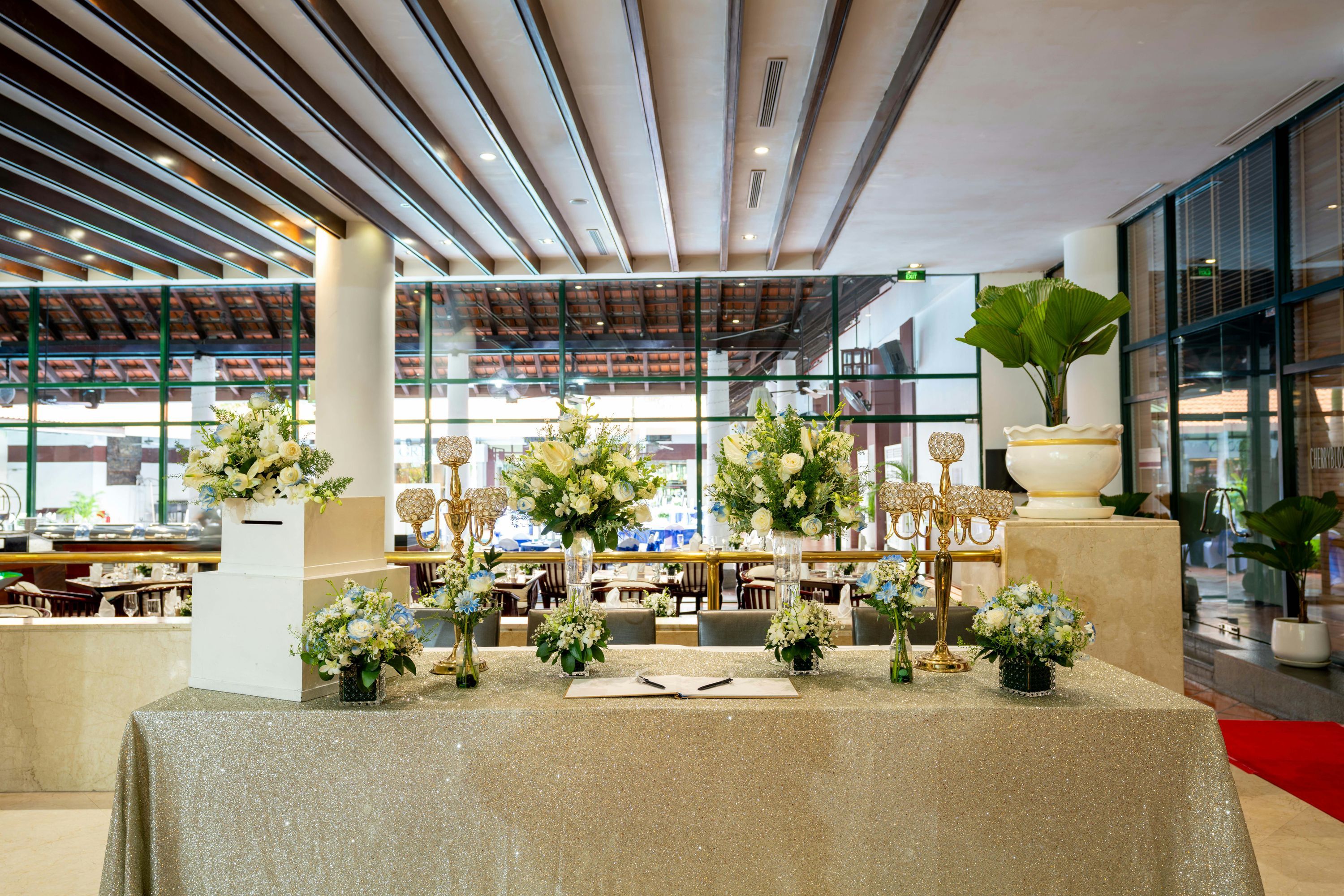 Banquet hall