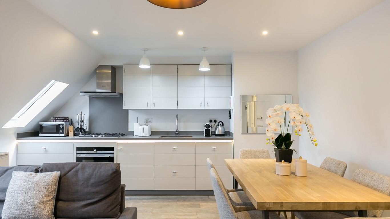 Urban Chic - Rathbone