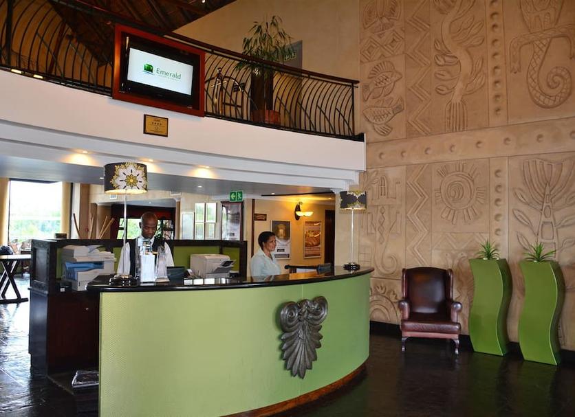 Front desk Photo