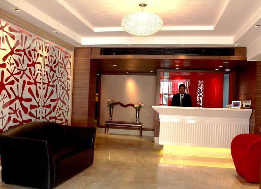 Front desk Photo