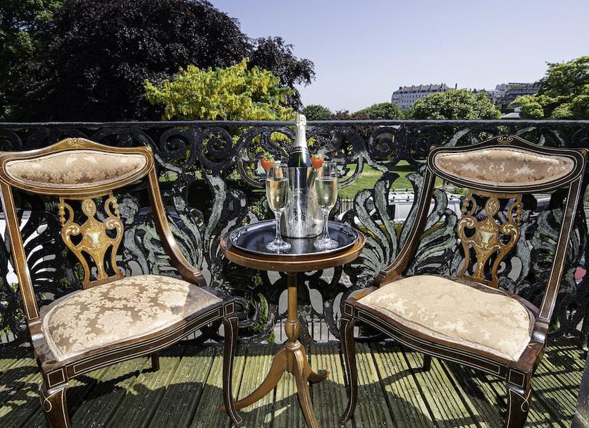 Balcony Photo
