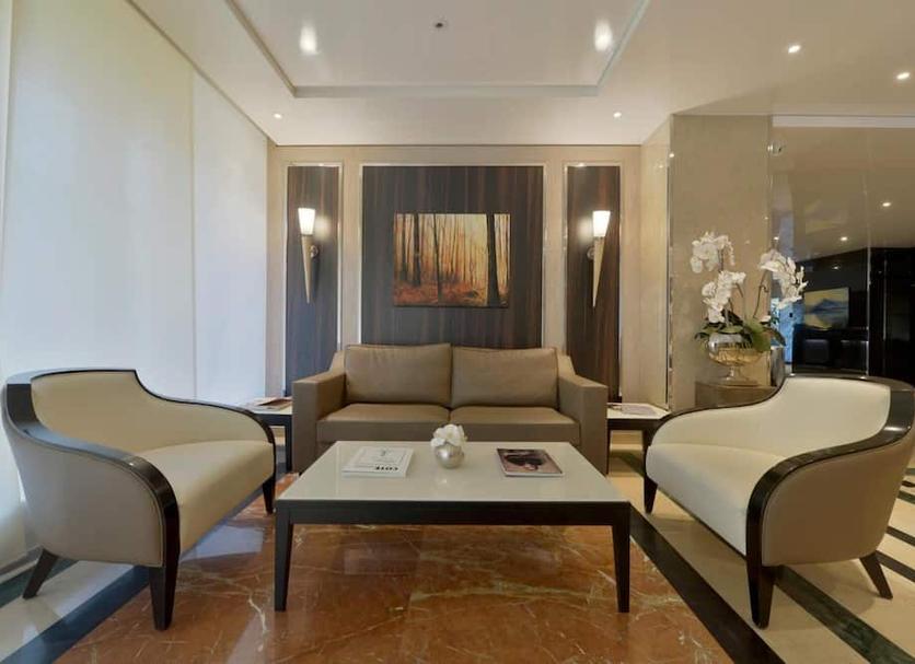 Lounge Photo