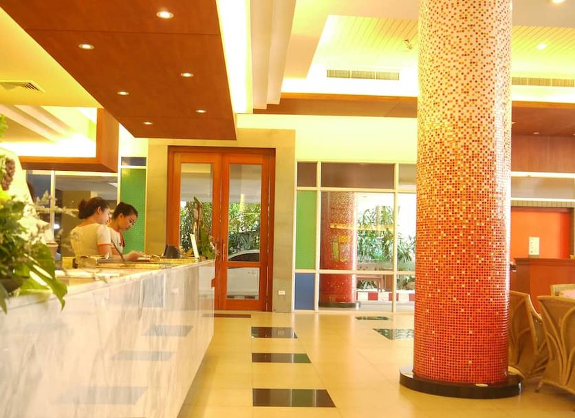 Front desk Photo