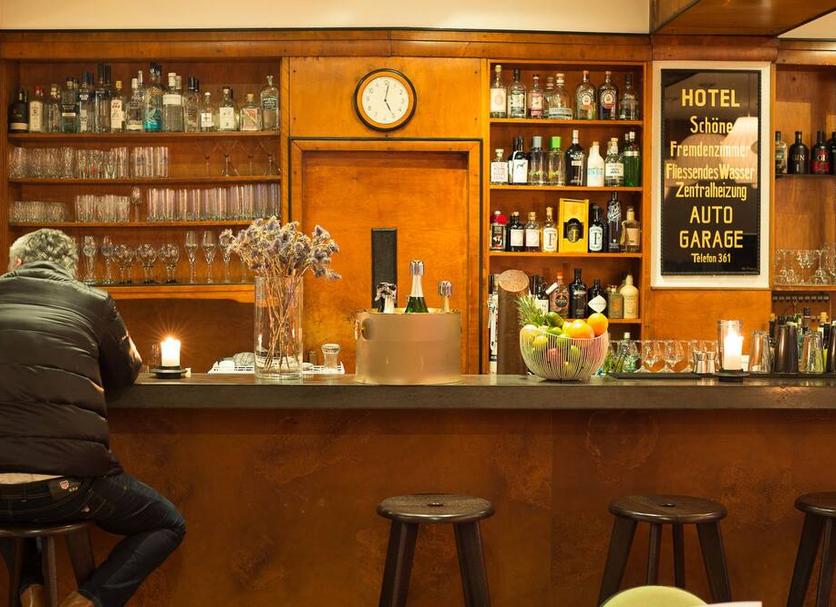 Bar Photo