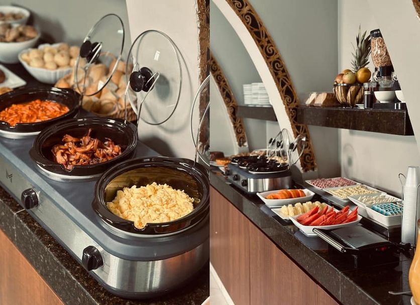 Buffet Photo