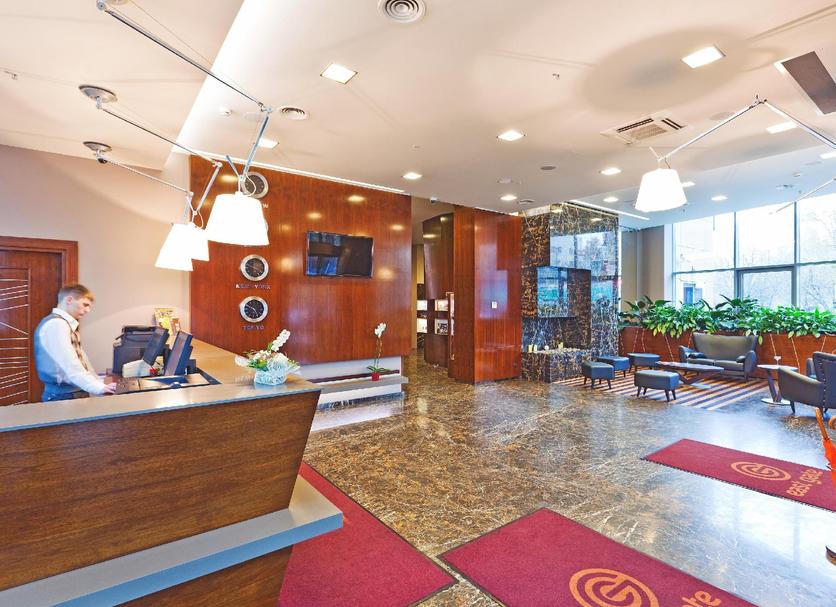 Front desk Photo