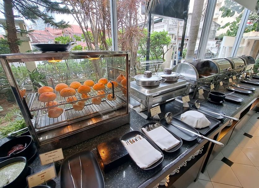 Buffet Photo