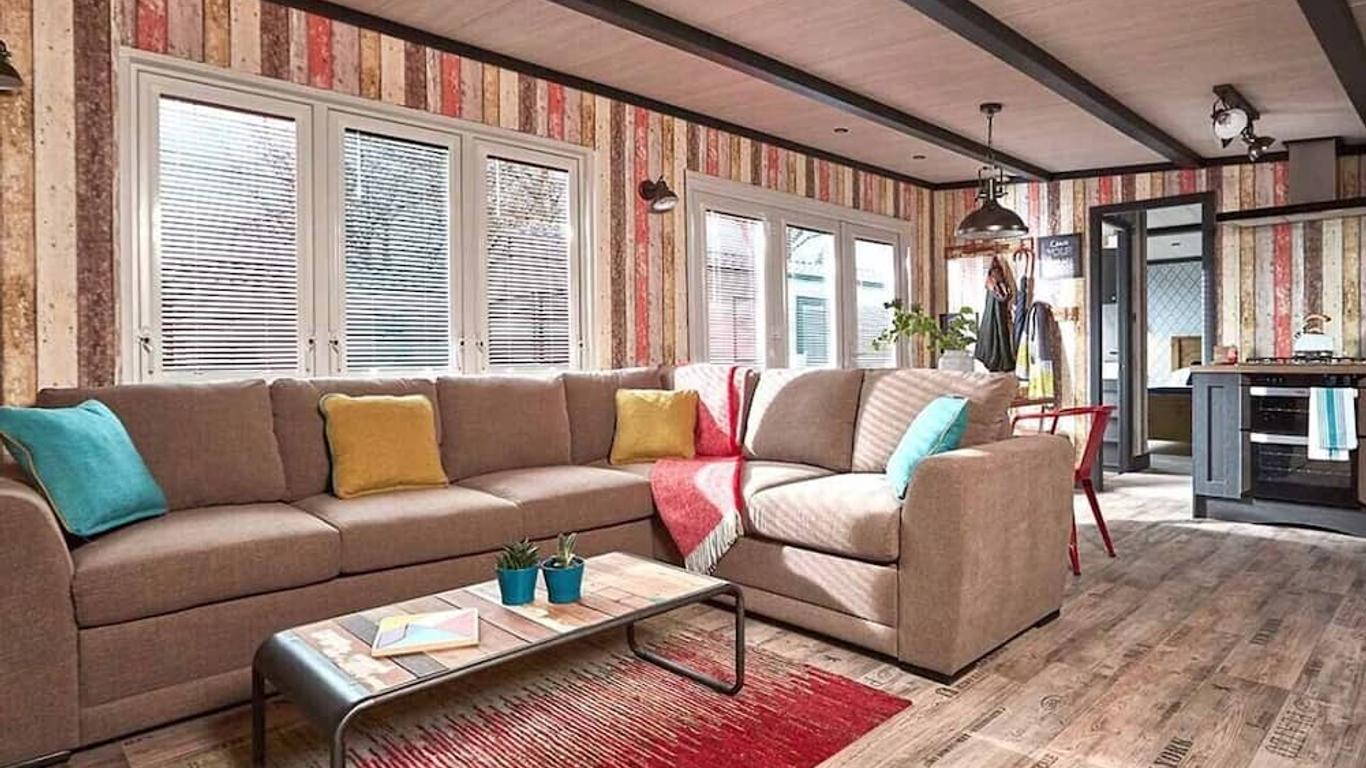 Mersea Island By Away Resorts