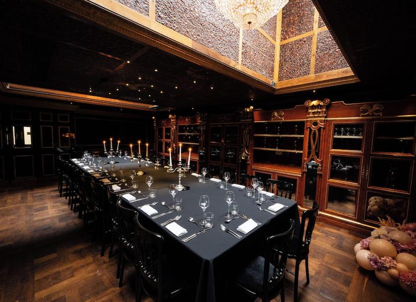 Restaurant Photo