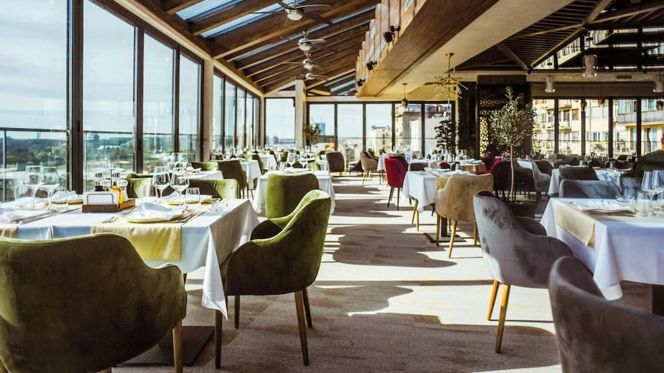 Amsterdam Hotel