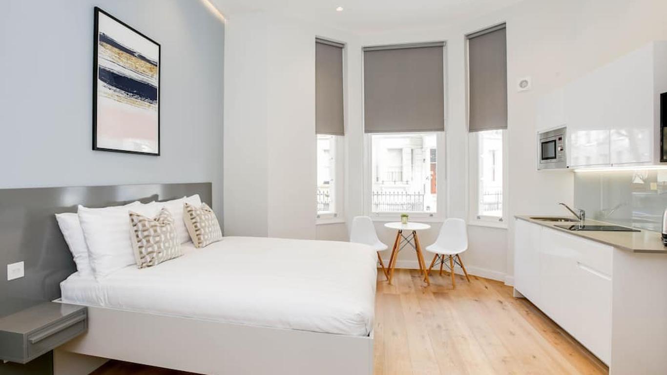 Cromwell Serviced Apartment
