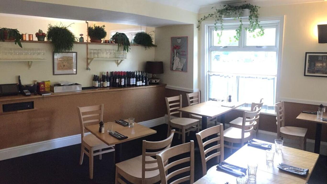 Newell Restaurant & Rooms