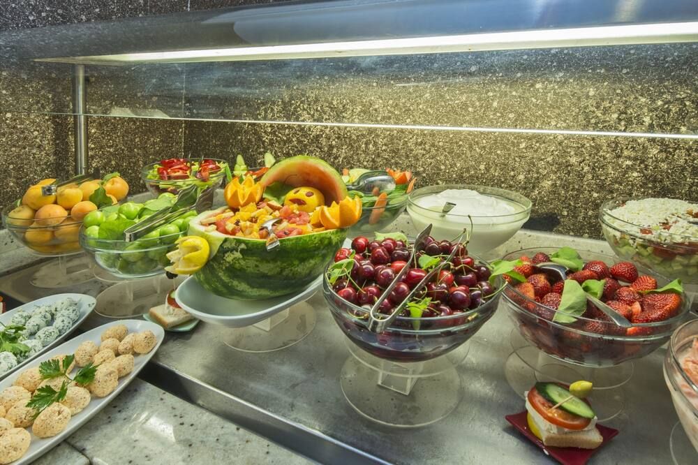 Buffet Photo