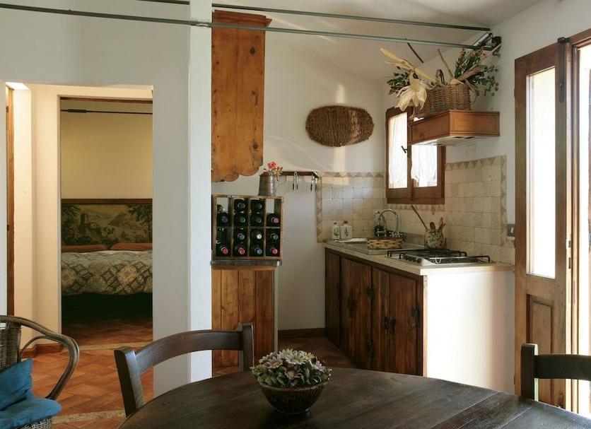 Kitchen Photo