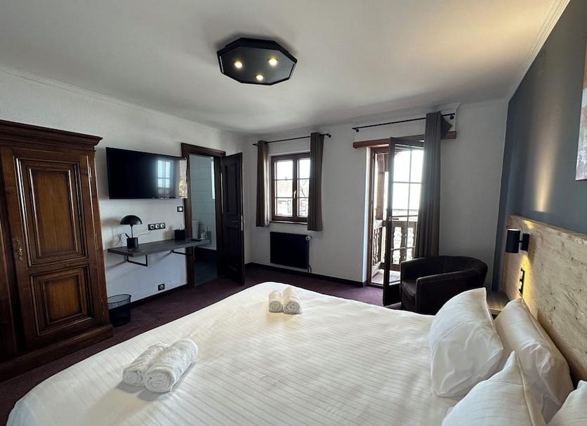 Bedroom Photo