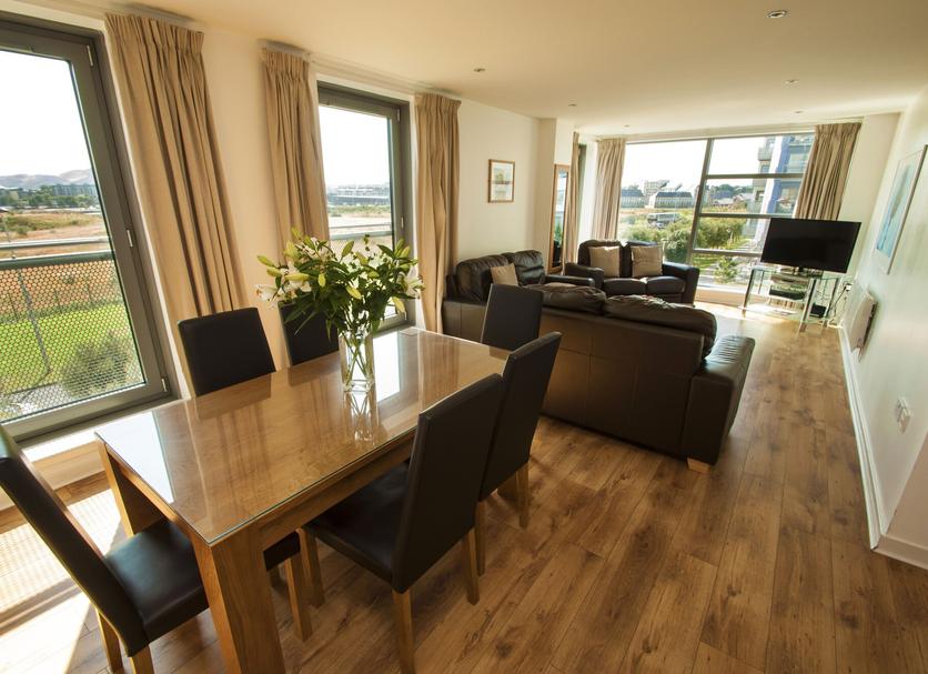 Dining room Photo