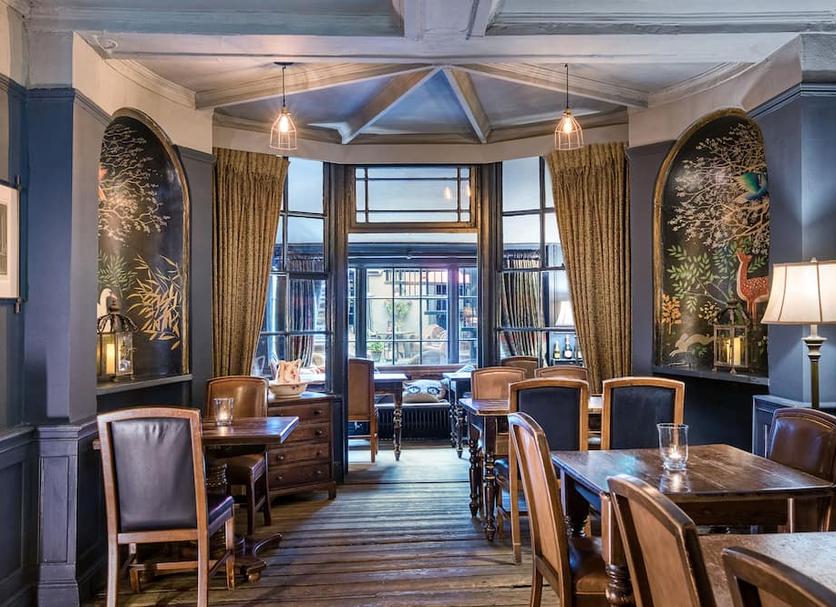 Restaurant Photo