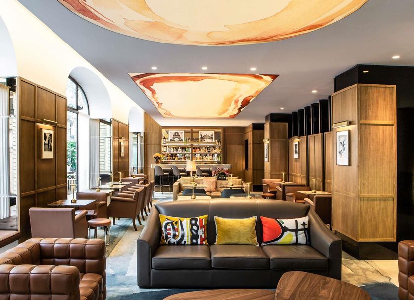 Lounge Photo