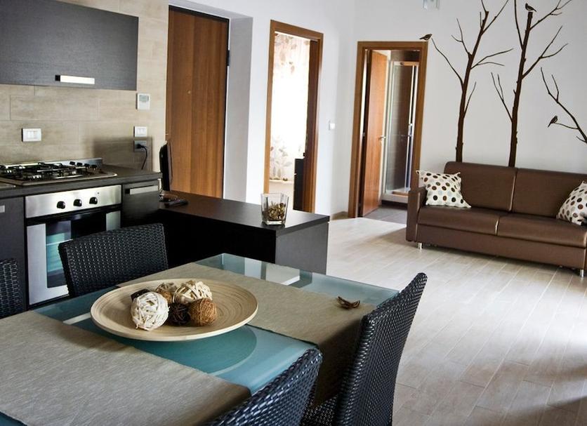 Dining room Photo