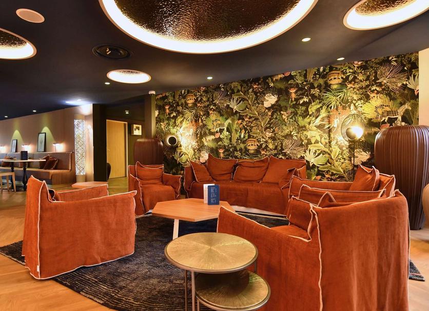 Lounge Photo