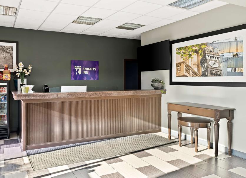 Front desk Photo