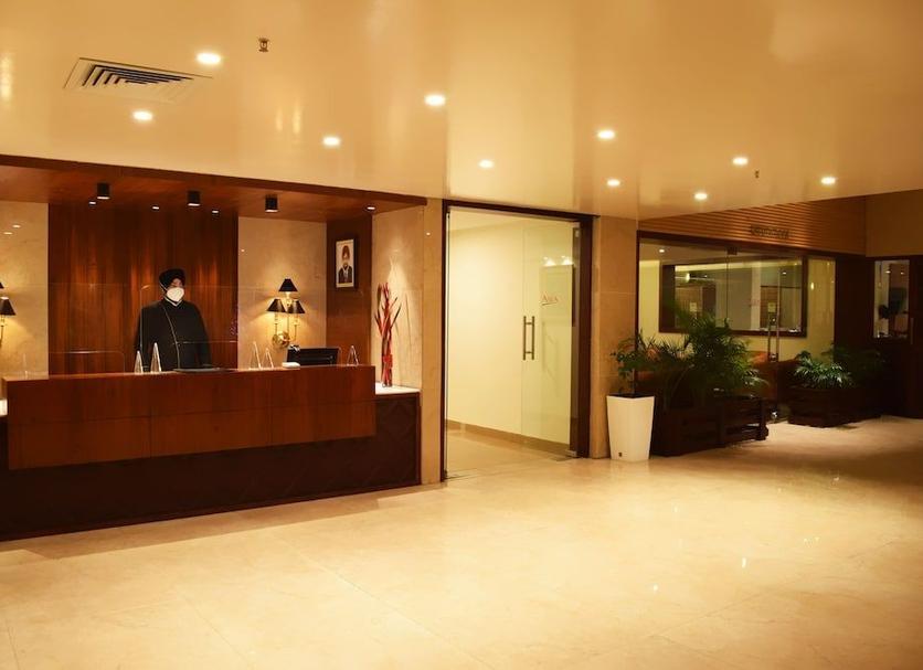Front desk Photo