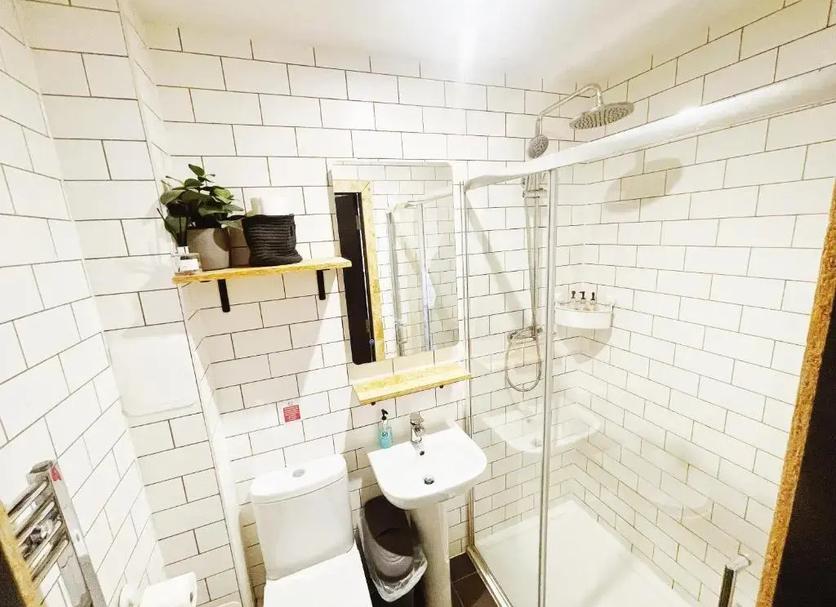 Bathroom Photo