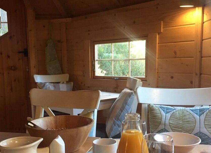 Dining room Photo