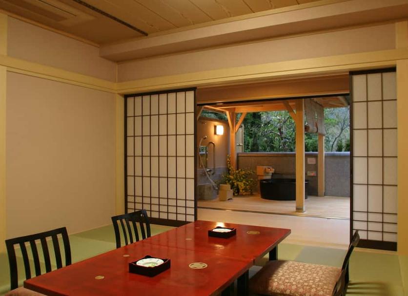 Dining room Photo